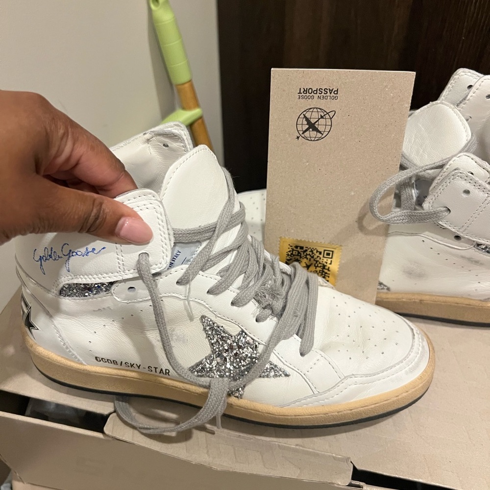 Golden goose